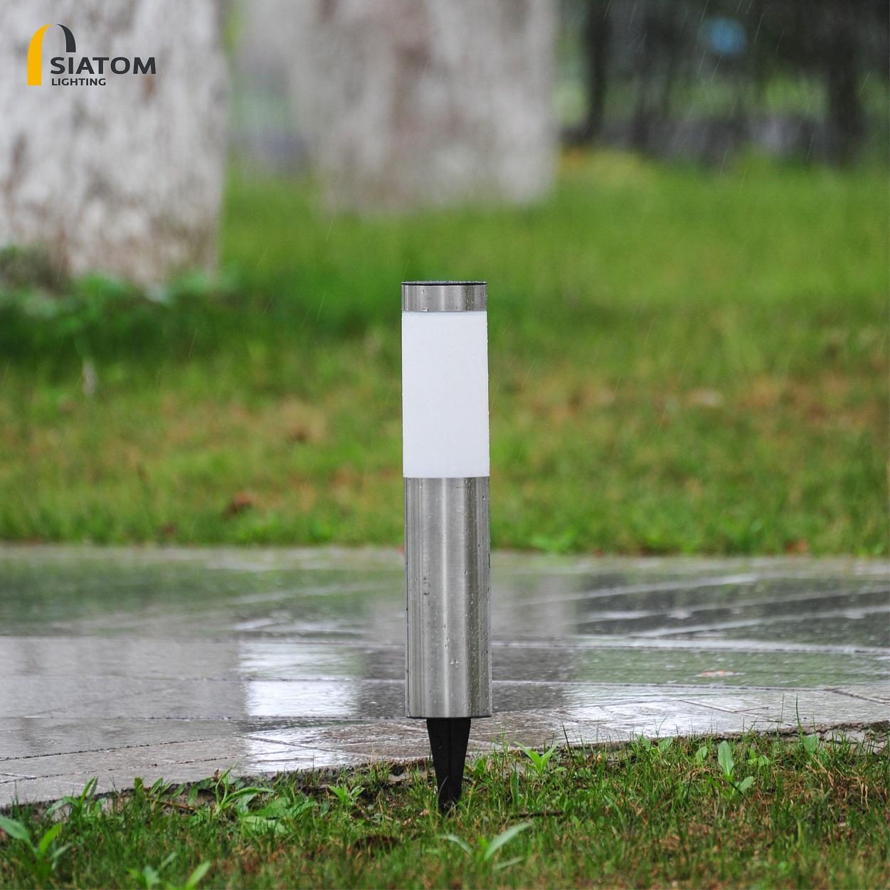 modern design smart light up silver metal solar powered bollard light