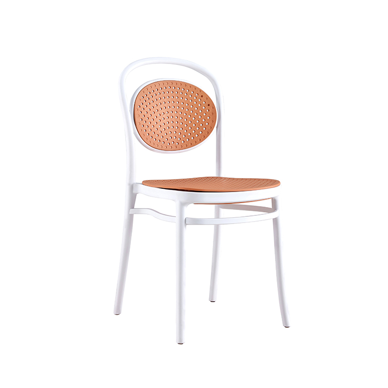 Cheap Price Outdoor Garden Chairs Modern Restaurant Stackable PP Dining Plastic Chairs