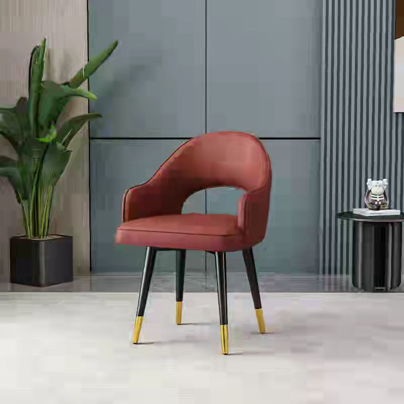 Dining chairs are luxurious, post-modern Nordic solid wood chairs, American family dining tables, stools and soft leather bags
