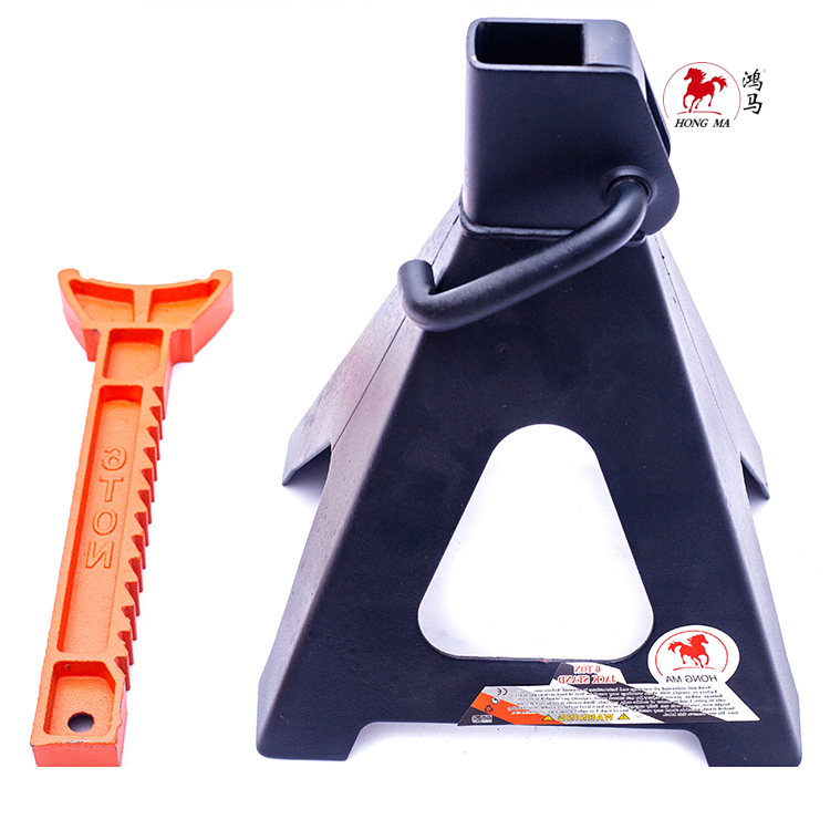 Safety bracket for easy carrying and use of three-ton vehicles