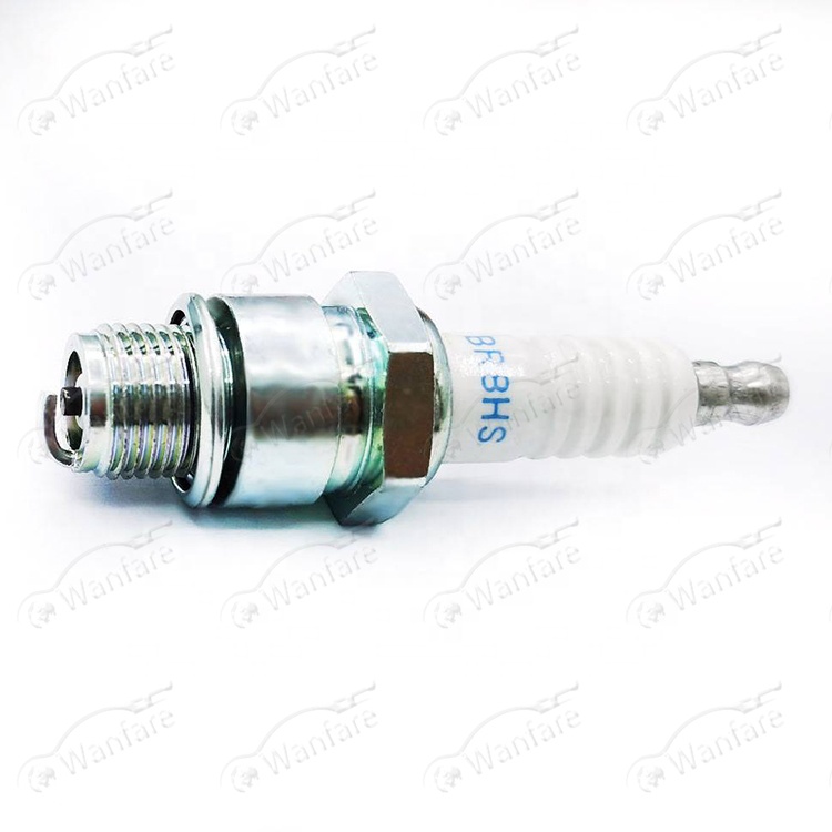 FACTORY PRICE MOTORCYCLE SPARK PLUG BUJIAS BR8HS FOR YAMAHA SUZUKI