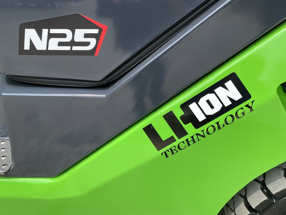 New Series 2.5 Ton Lithium-Ion Forklift Truck 2.5Ton Li-ion Forklift