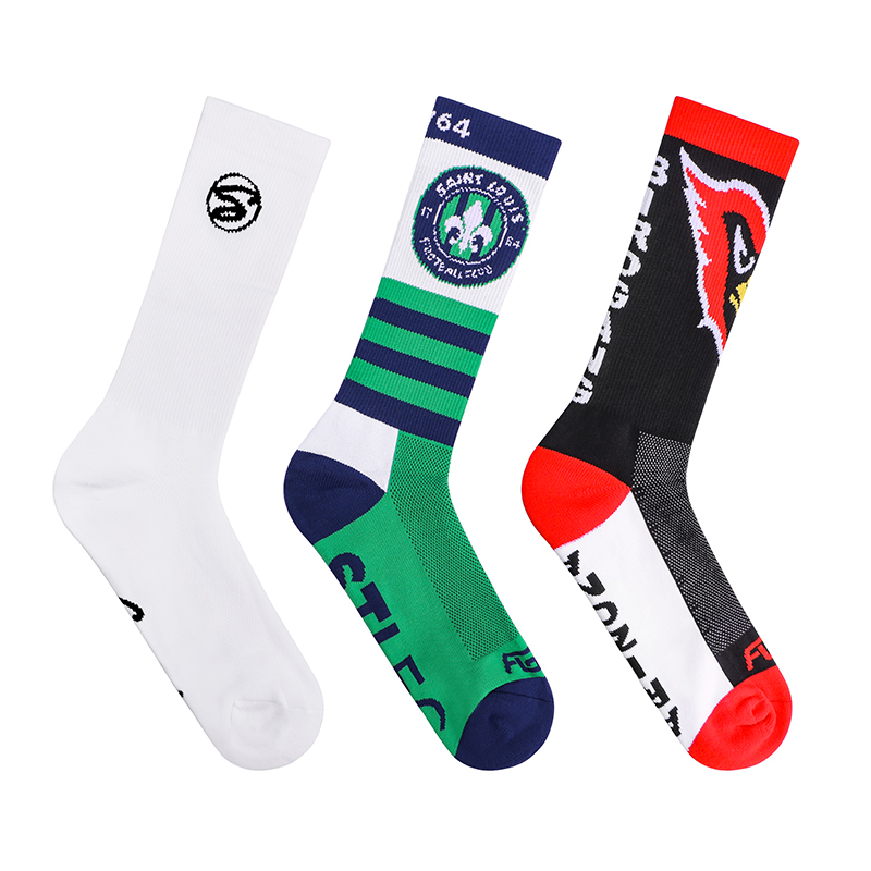 2021 New 1 Pcs Design Fashion Cheap Price Print Custom Logo Knitted Jacquard Breathable Colorful Athletic Men Cotton Custom Sock