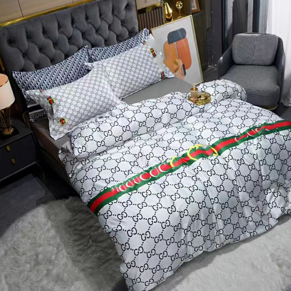 customized cotton 6pcs designer bedding set with matching curtains