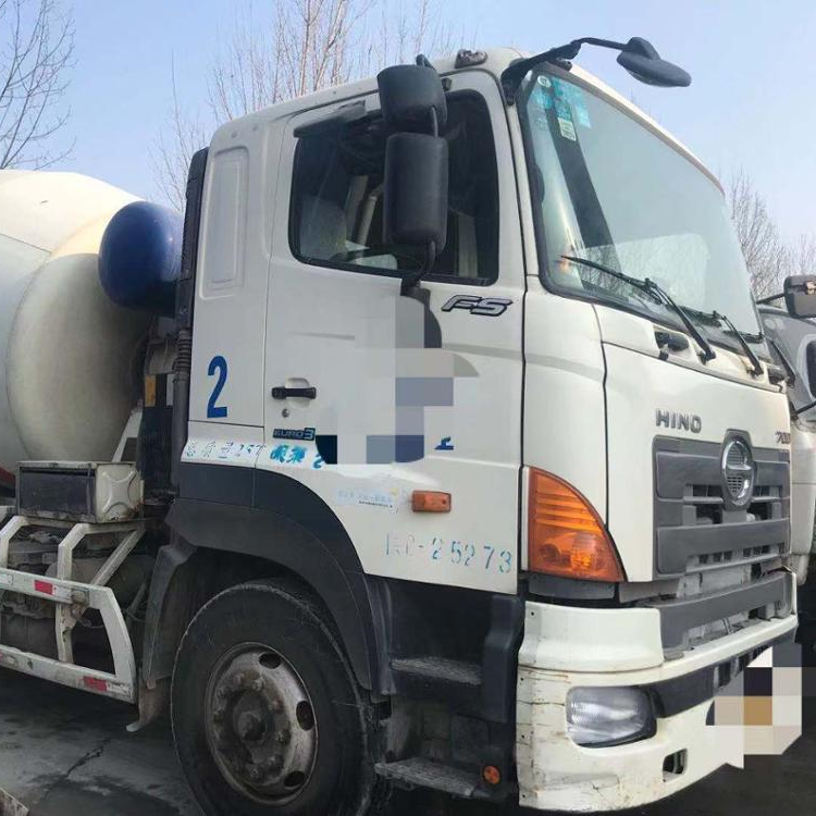 Бетономешалка HINO 700 от японского производителя, Распродажа по низкой цене, б/у Бетономешалка другого бренда