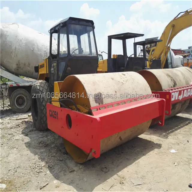 used Road Construction Machinery 12 Ton used Single Drum Vibratory Road Roller Compactor dynapac ca30d roller for sale