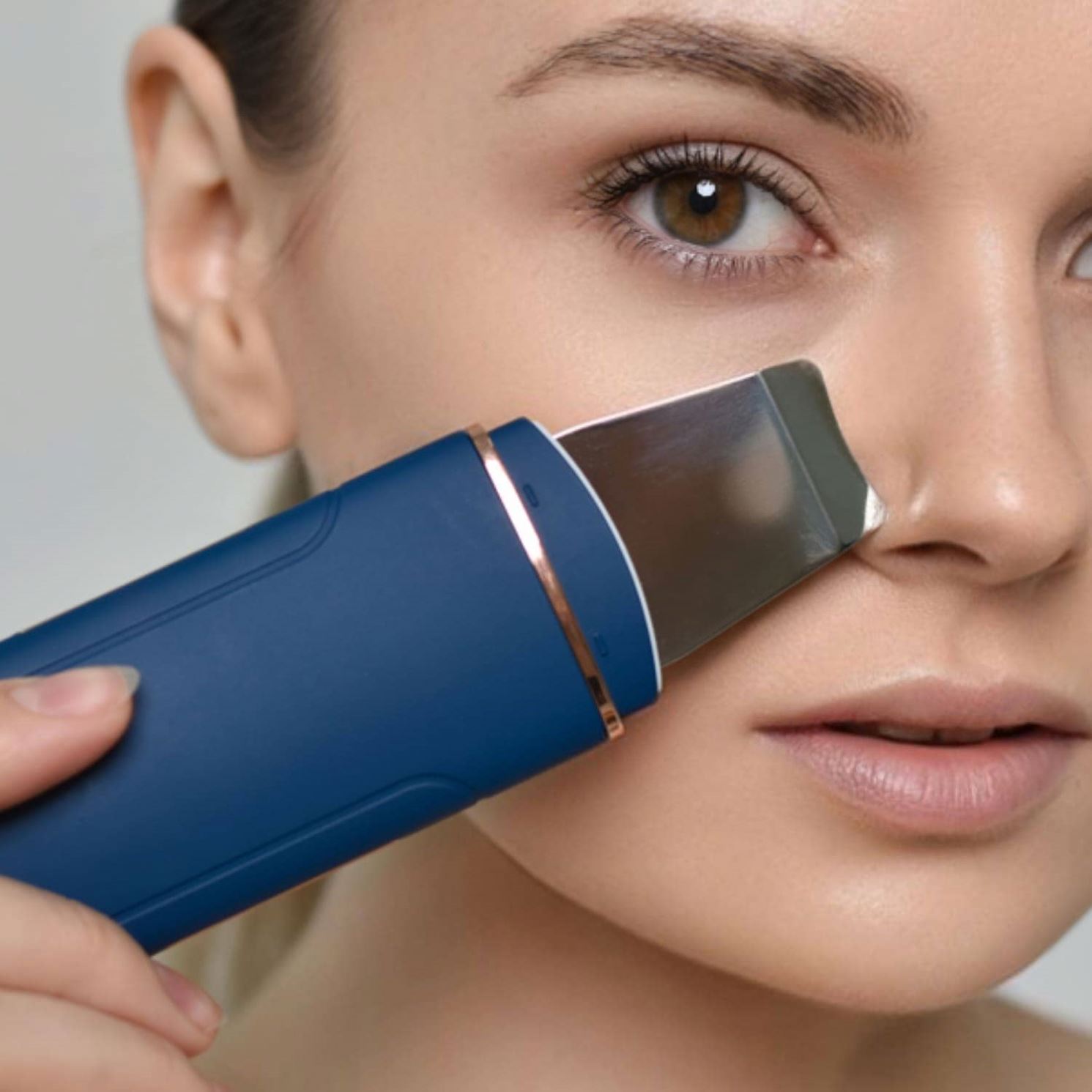 New Trending Products Skin Scrubber Scraper and Gentle Peel Device