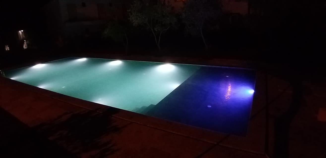 Stainless steel 304 IP68 adjustable 24 volt RGW RGBW 9W DMX swimming pool led underwater light for fountain waterfall