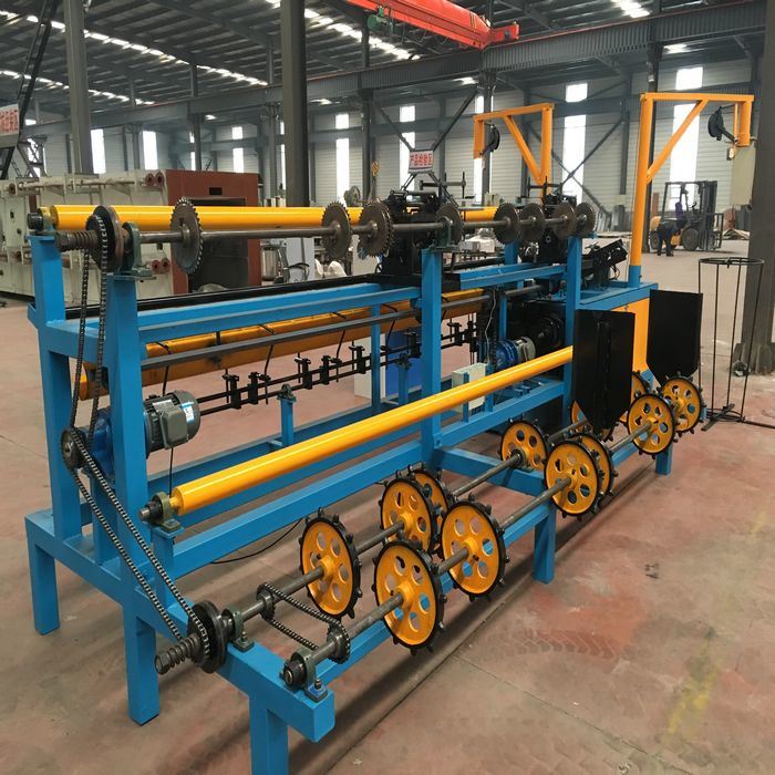 full automatic Single wire chain link fence wire mesh fencing machine factory price