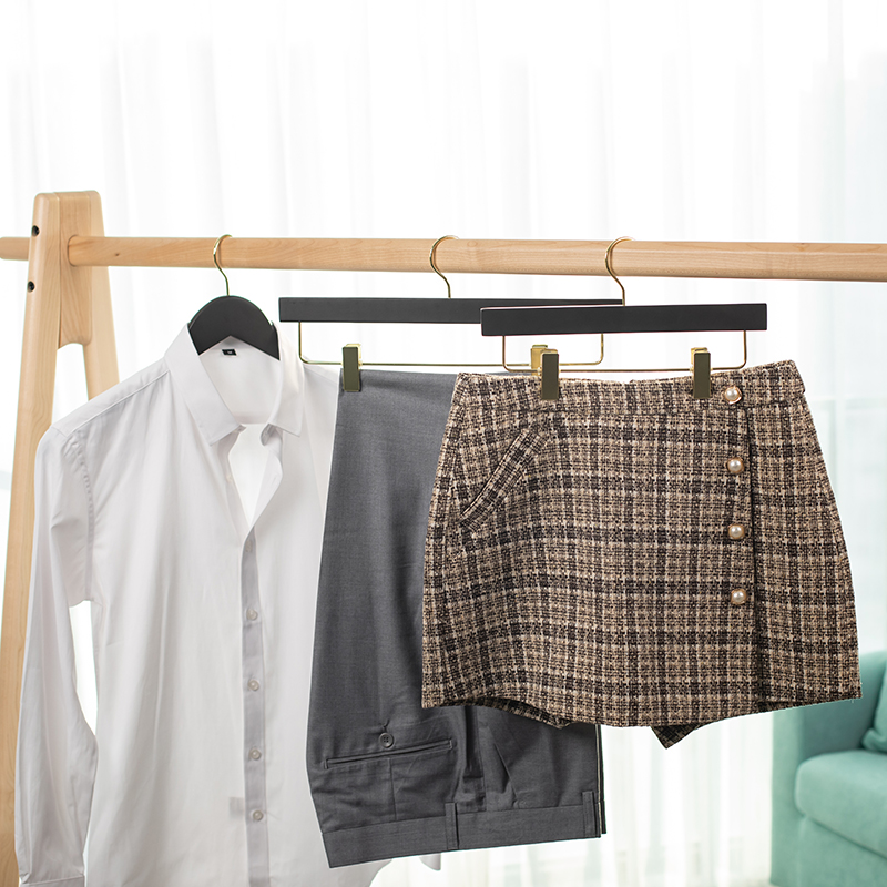 High Quality Dark Coffee Suit Hangers Luxury Customized Wooden Hanger