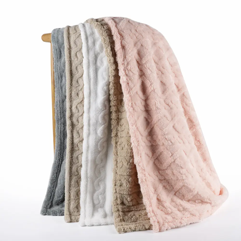 amazon bestsell 100% polyester jacquard fabric coral fleece socks blankets pajamas for winter