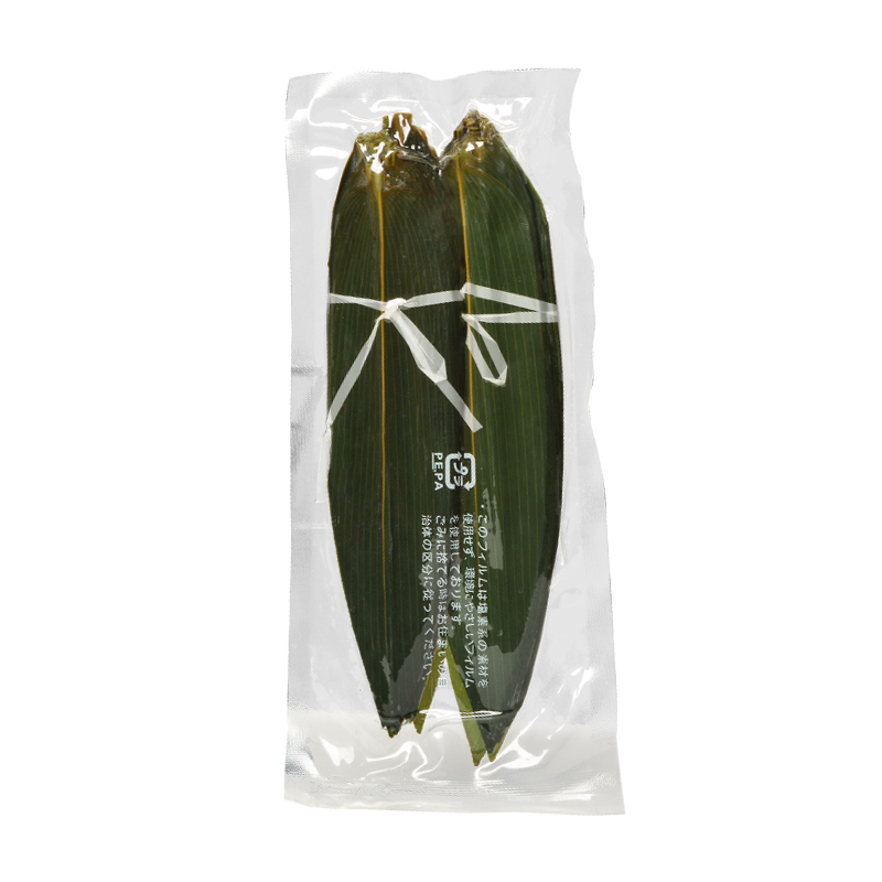 Fresh reed leaves now pick large sashimi ornaments on the plate vacuum shape fresh bamboo leaves roast cold dishes dish ornament