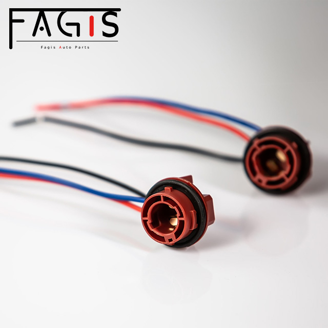 Держатель для автомобильной светодиодной лампы фары Fagis s25 bay15d