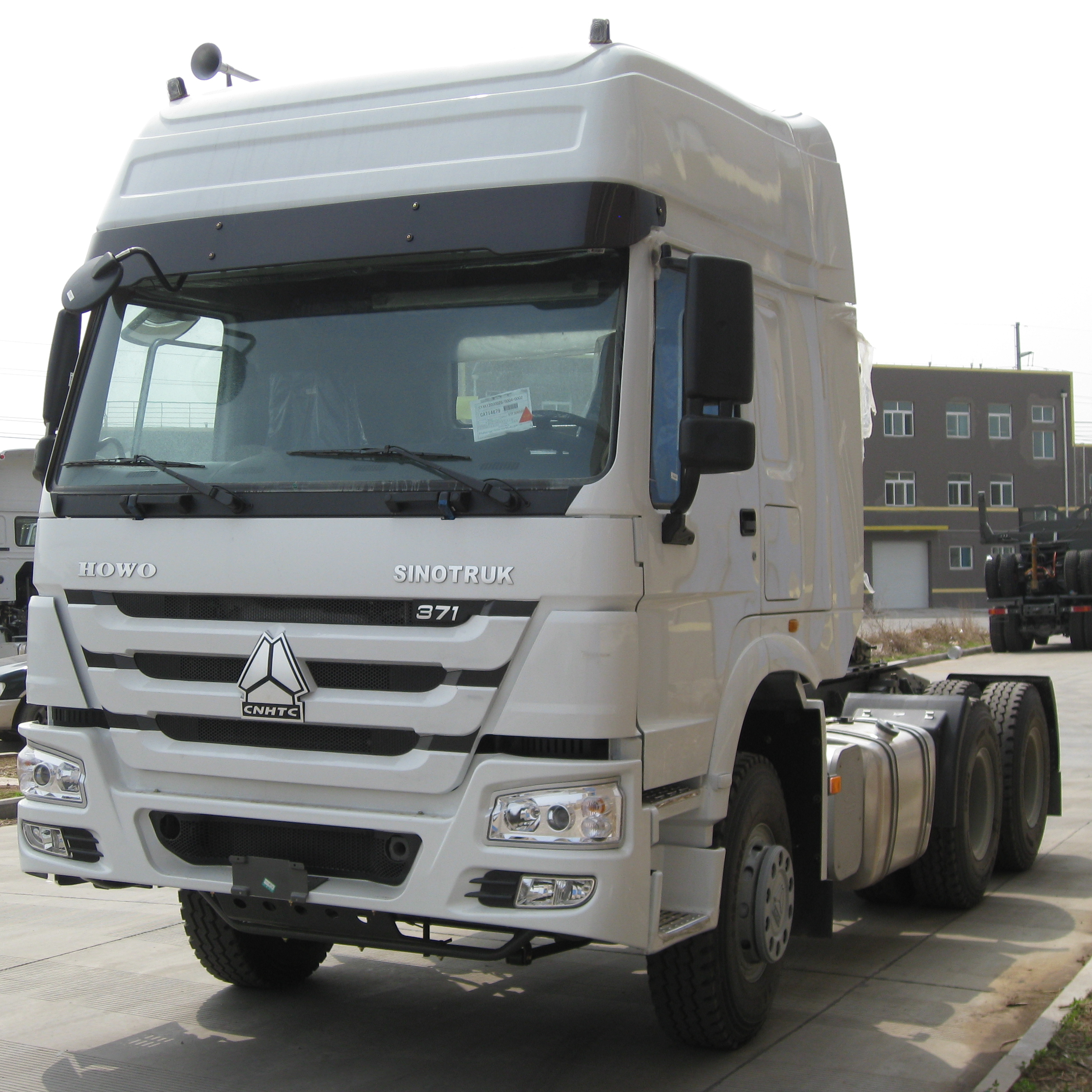 Cheap Price 6*4 Truck Head Sinotruk Howo Tractor Truck Sale