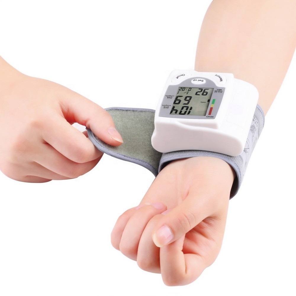 Care Your Health Data Home Hospital Watch Wrist LCD Digital Display Automatic Tonometer BPM Digital Blood Pressure Monitor