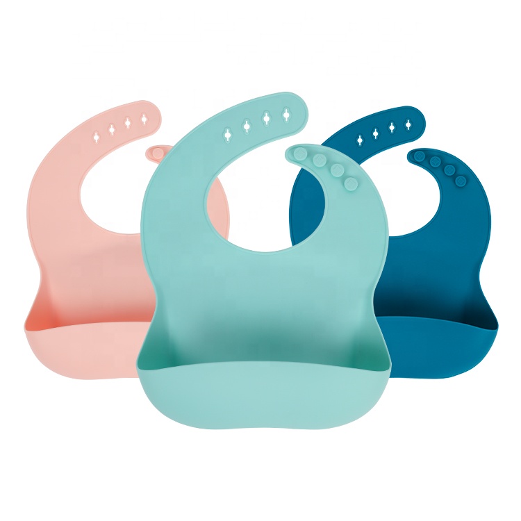 fast delivery adjustable Baby stroller bib infant safe dinnerware feeding bib silicon baby bib with catcher set for baby