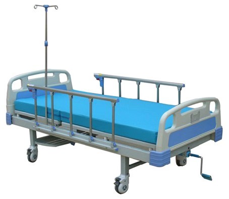 Cheap Price Patient Aluminum Alloy 3 Crank Manual Hospital Medical Equipment Bed With With Toilet For Sale