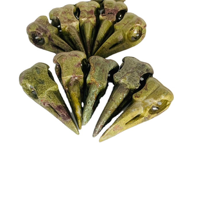 Natura drogon blood stone hand-carved bird skull ornament