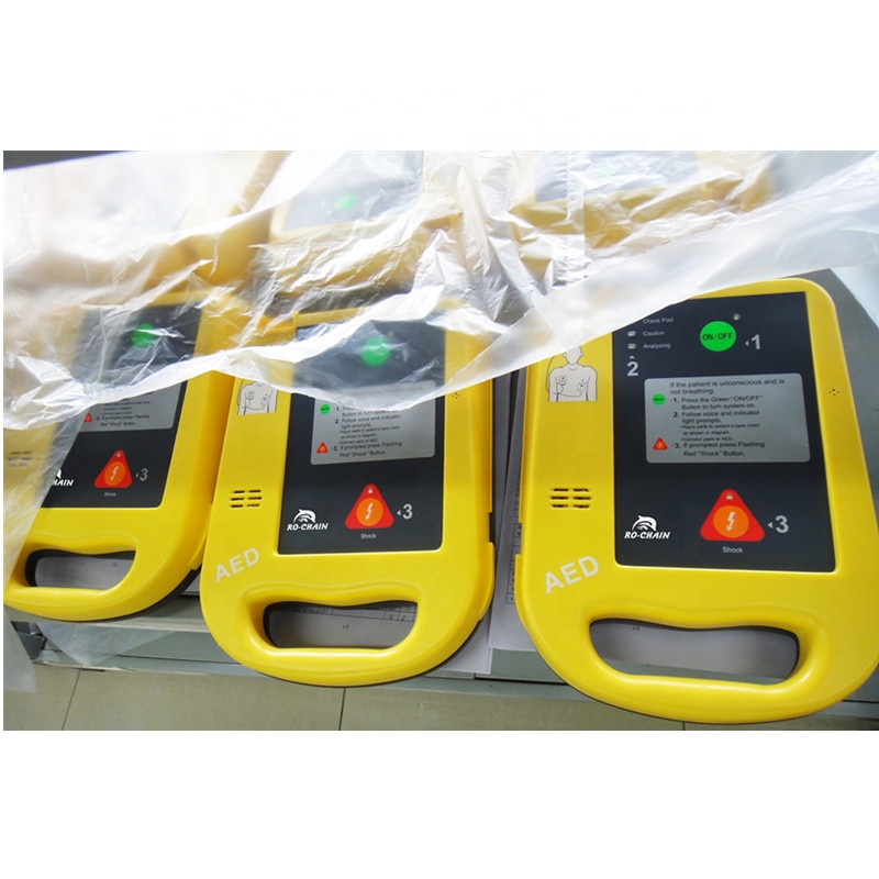RC-AED7000 Автоматизированный внешний дефибриллятор aed7000 с веслами хорошего качества