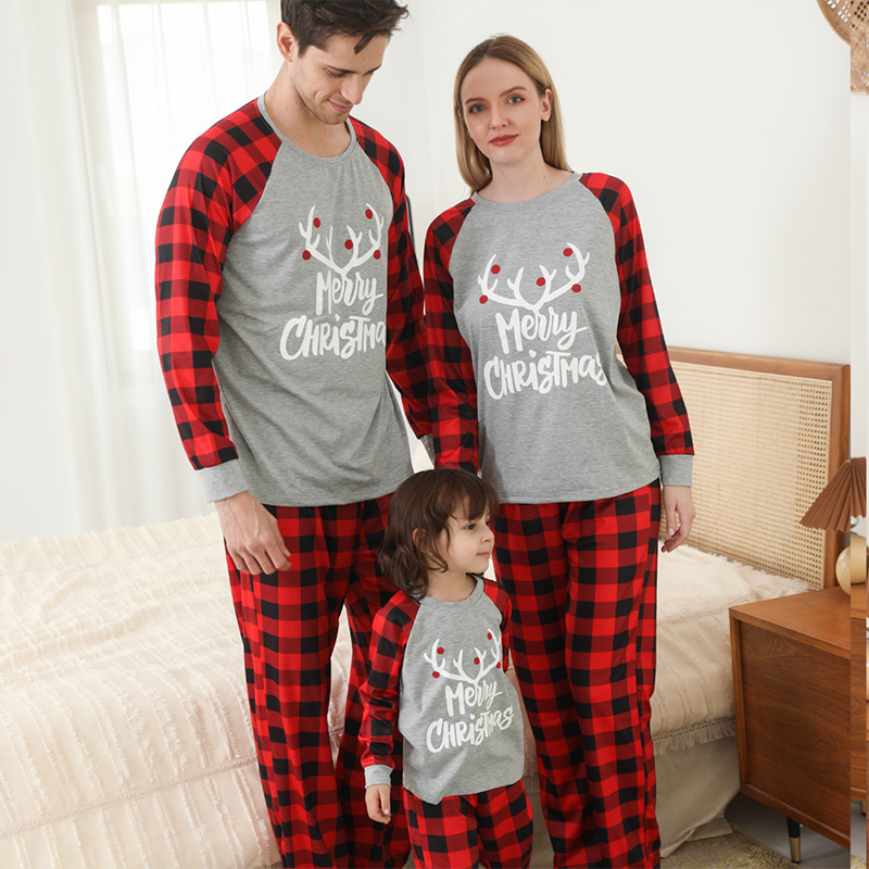 KKVVSS 2123 pajamas sets casual wear in winter Christmas family matching nightwear pyjamas kids and parents wholesale