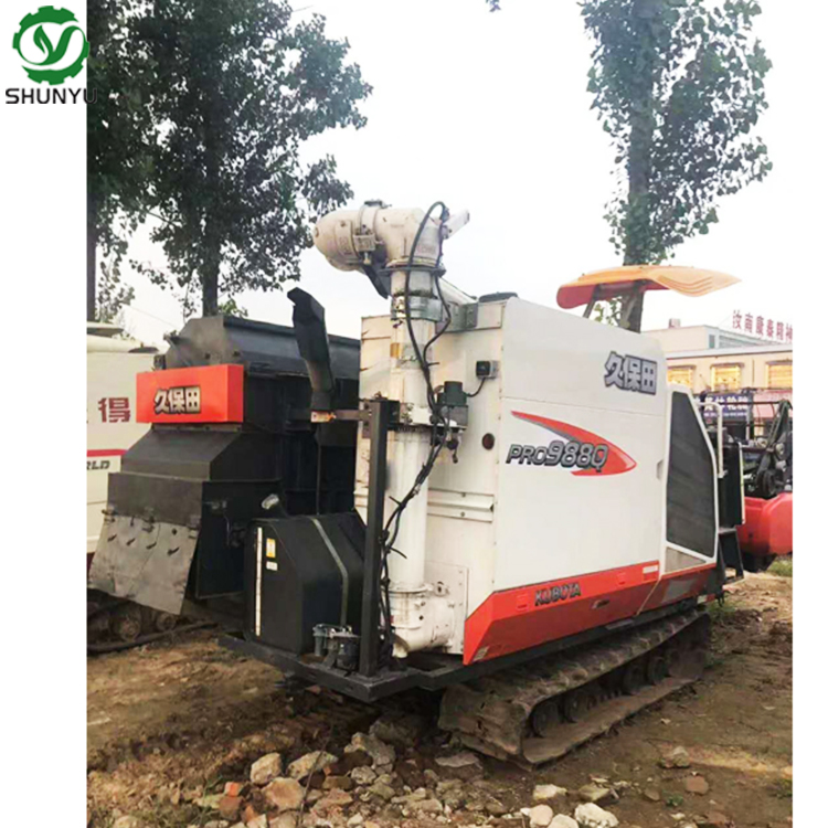 used Japan KUBOTA PRO988Q big grain tank rice wheat harvester