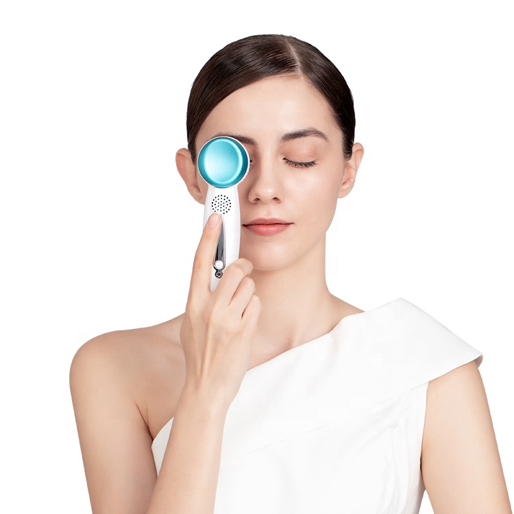 Wholesale handheld eye wrinkle remove hot cold massager home use eye puffiness smooth massager