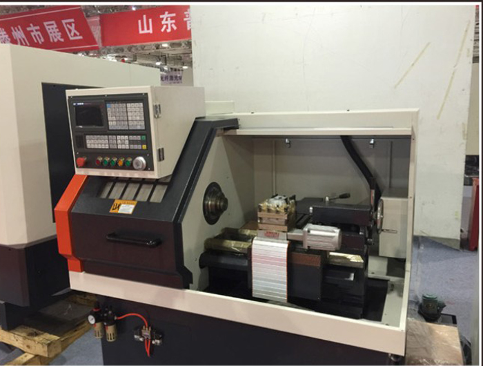 CK6130 плоская кровать горизонтальная закаленная направляющая CNC токарный станок
