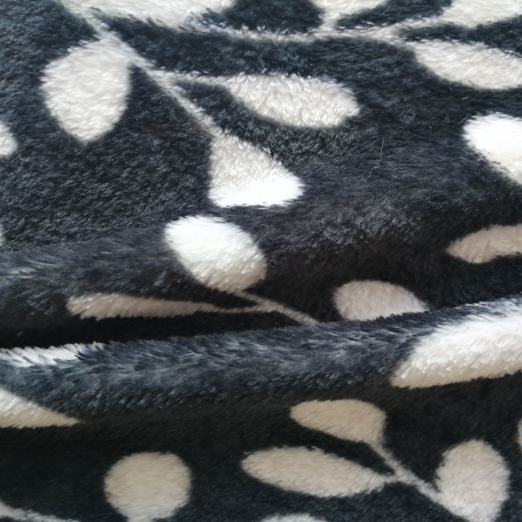 100% polyester wholesale china flannel fabric for blanket pij printed coral fleece fabric