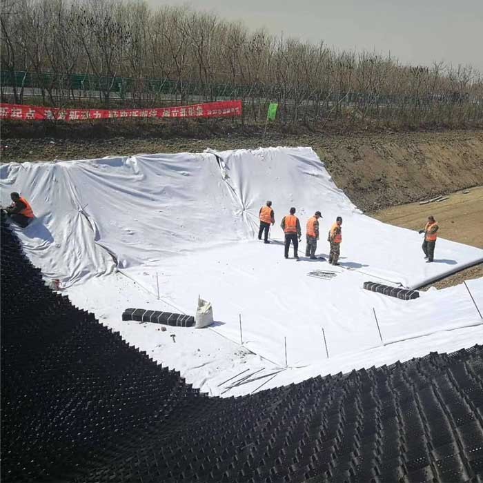 Various geotechnical products pond fish geotextile and silt Fence geotextile supplier