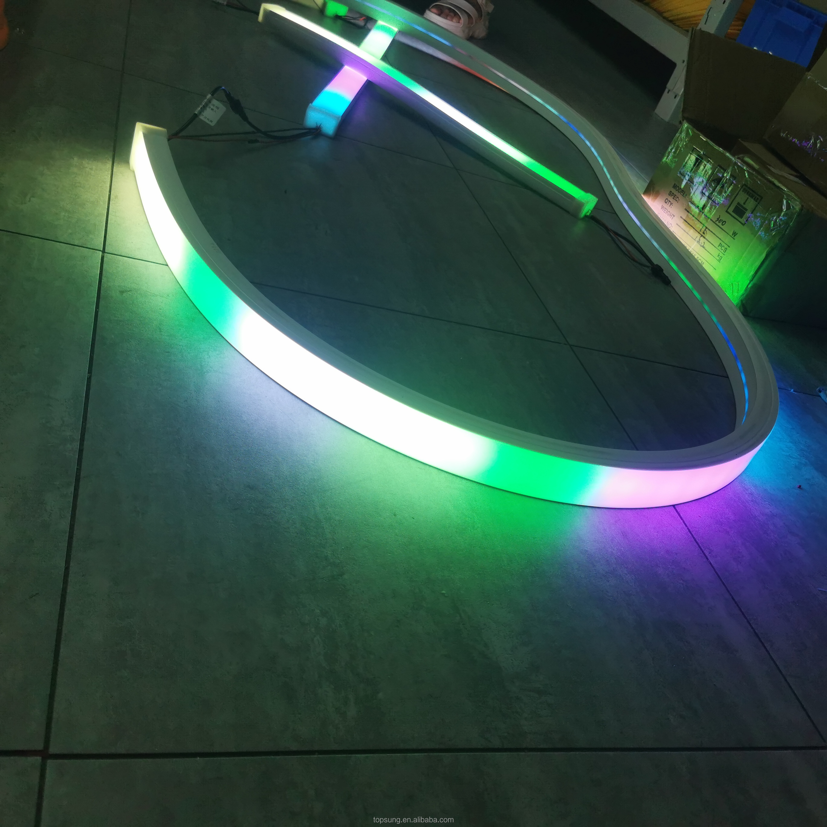 Magic digital RGB neon soft tube 24v IP67 outdoor 40mm flat pixel RGB chasing LED flex Neon rope light lampe