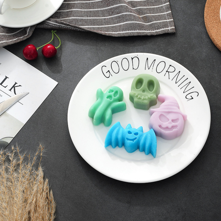 Wholesale Children Bake Tool Dessert Mold Halloween Pop 3D Silicon Cake Molds