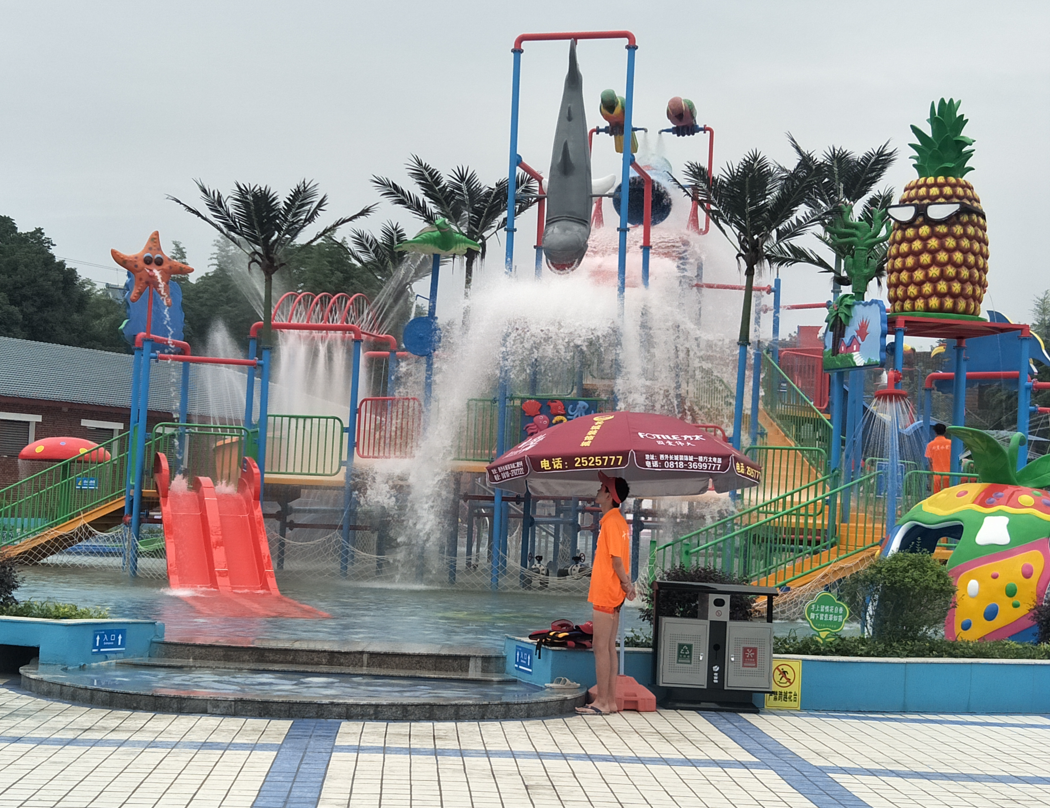 2024 Customized Theme Park Amusement Outdoor Equipment Ground Water Park Land Water Park For Commercial
