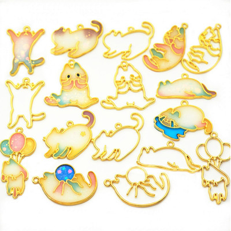 11 pcs UV resin epoxy resin cute cat metal frame for Pendant Jewelry Making