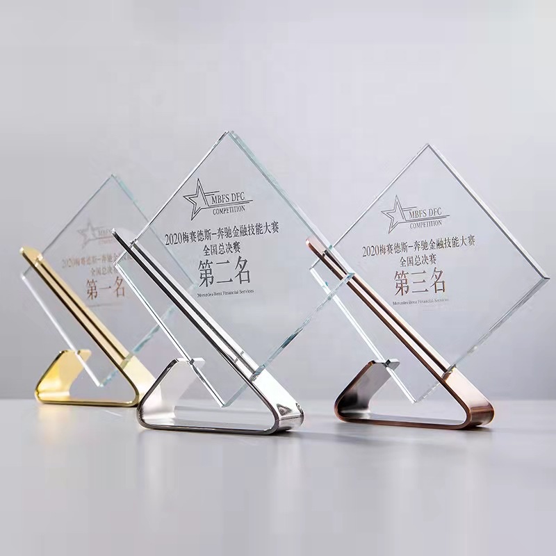 Awards souvenir Low price k 9 crystal shield award trophy
