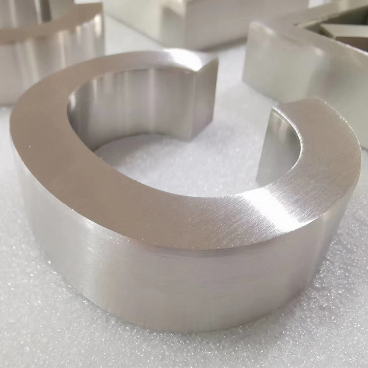 Пользовательские 304 нержавеющая сталь матовый 3D металлические буквы дверные номера