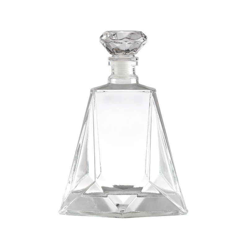 Wholesale 500ml 700ml 750ml square glass alcohol beverage bottle 5 vodka whiskey and gin glass bottles