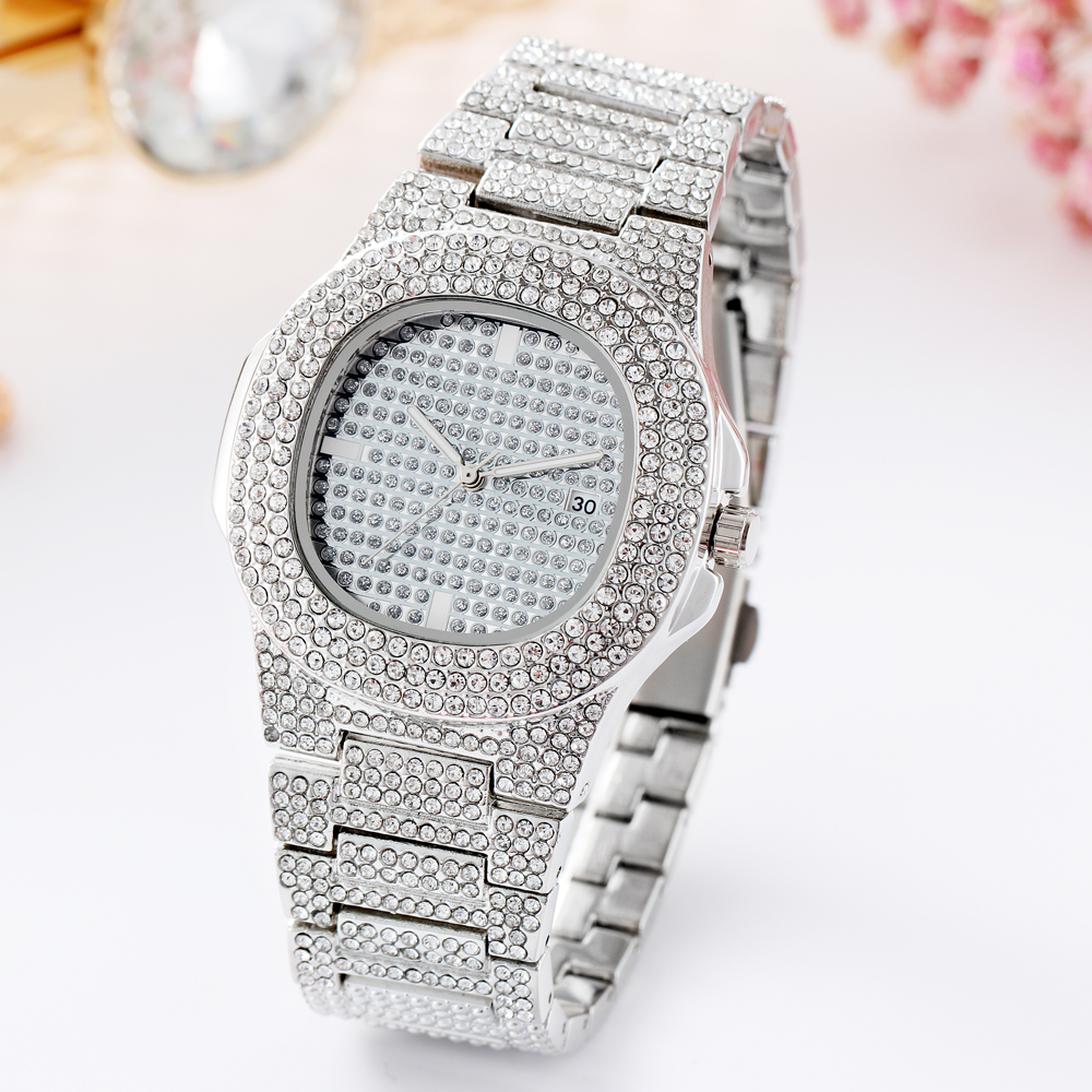 New Luxury Custom Made For Womens Full Diamond Watch Gypsophila Inlaid With Diamonds Waterproof Fashion Ladies Quartz Watches