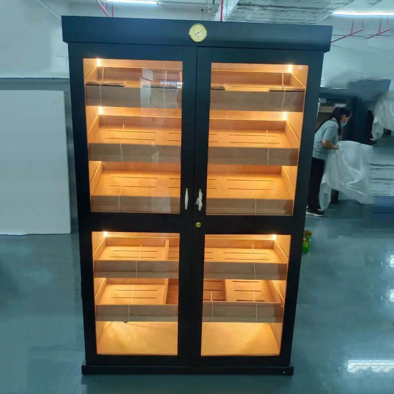 Hot Selling Cigar Humidor Cabinet Electronic Humidor Cabinet With Spanish Cedar Wood Shelves & Hygrometer Cigar accessories