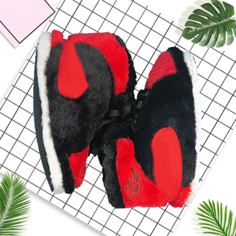 New Arrival Fashionable Soft House Yeezy Sneakers Slippers for Women