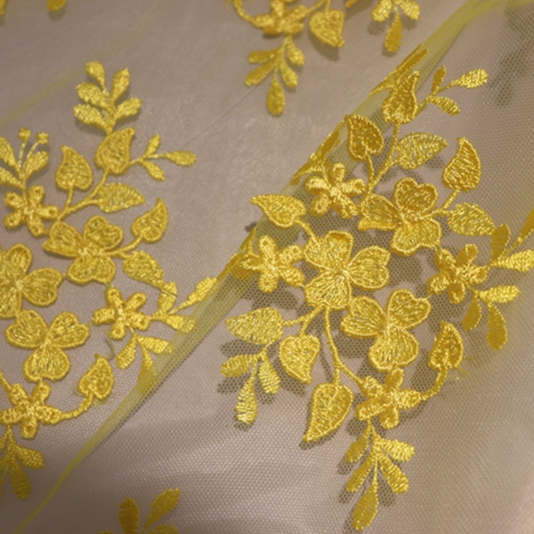 Top quality red flat flower embroidered tulle mesh embroidery fabrics for women dresses