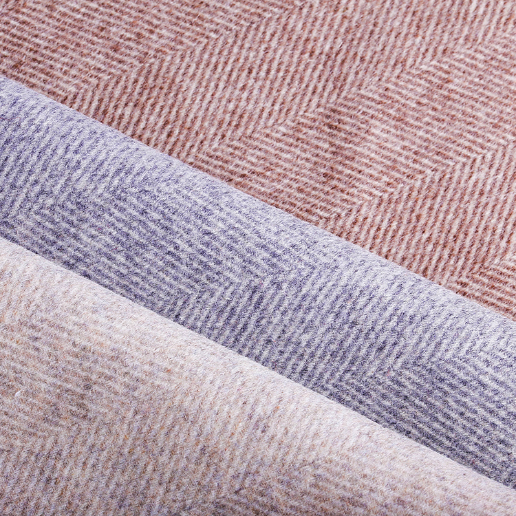 Высококачественная 80% мериносовая шерсть 20% полиэстер 560-600 GSM ткань в елочку