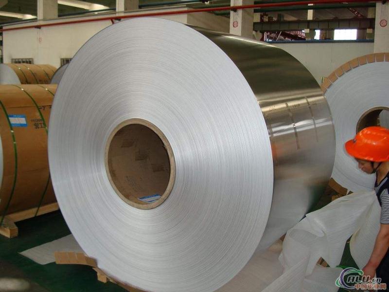 8011 Алюминиевая фольга для пищевых продуктов jumbo roll, смазанная 3004 алюминиевая фольга для пищевых контейнеров