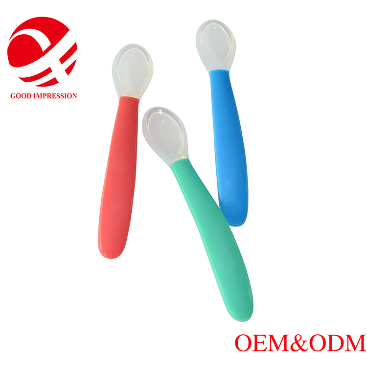 BPA Free Food Feeding Training Rubber Silicone Newborn Baby Scoop Spoon Set
