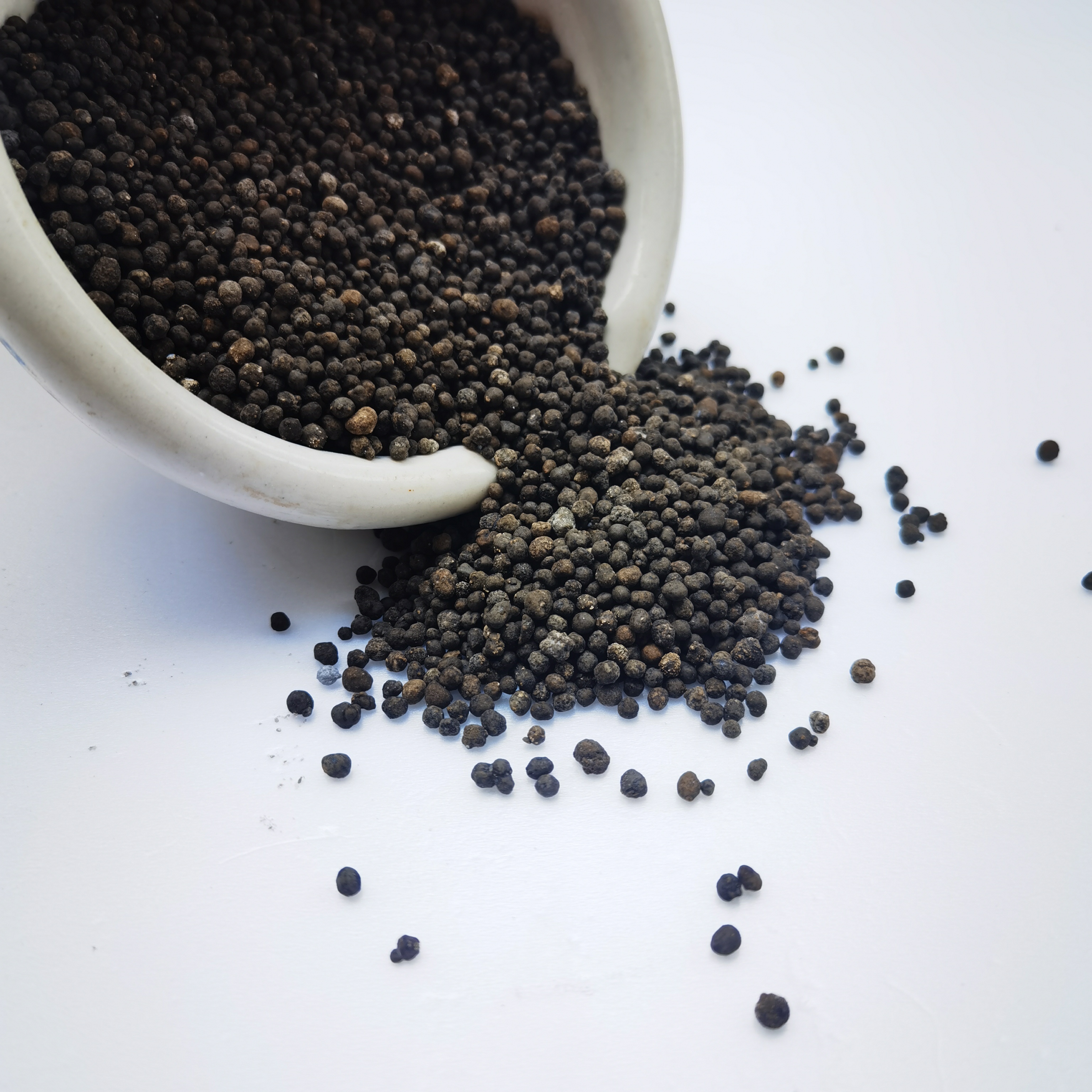 Bulk Agriculture Use Factory Price NPK-base Fertil Humic Acid Granular Organic Fertilizer Fruit Vegetable Crop Growth