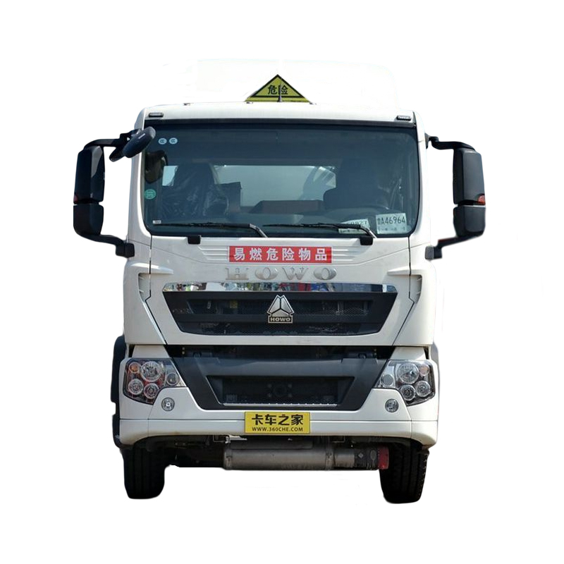 Б/у грузовик с топливным баком HOWO 6x4 20/25/30 кубических метров для продажи
