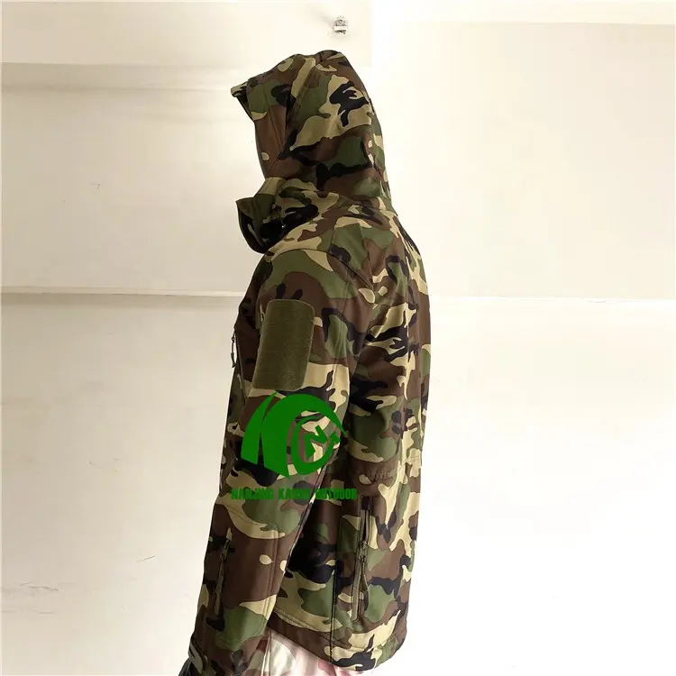 KANGO Factory Supply Ready To Ship Camouflage Outdoor Softshell Jacket Man Unidad