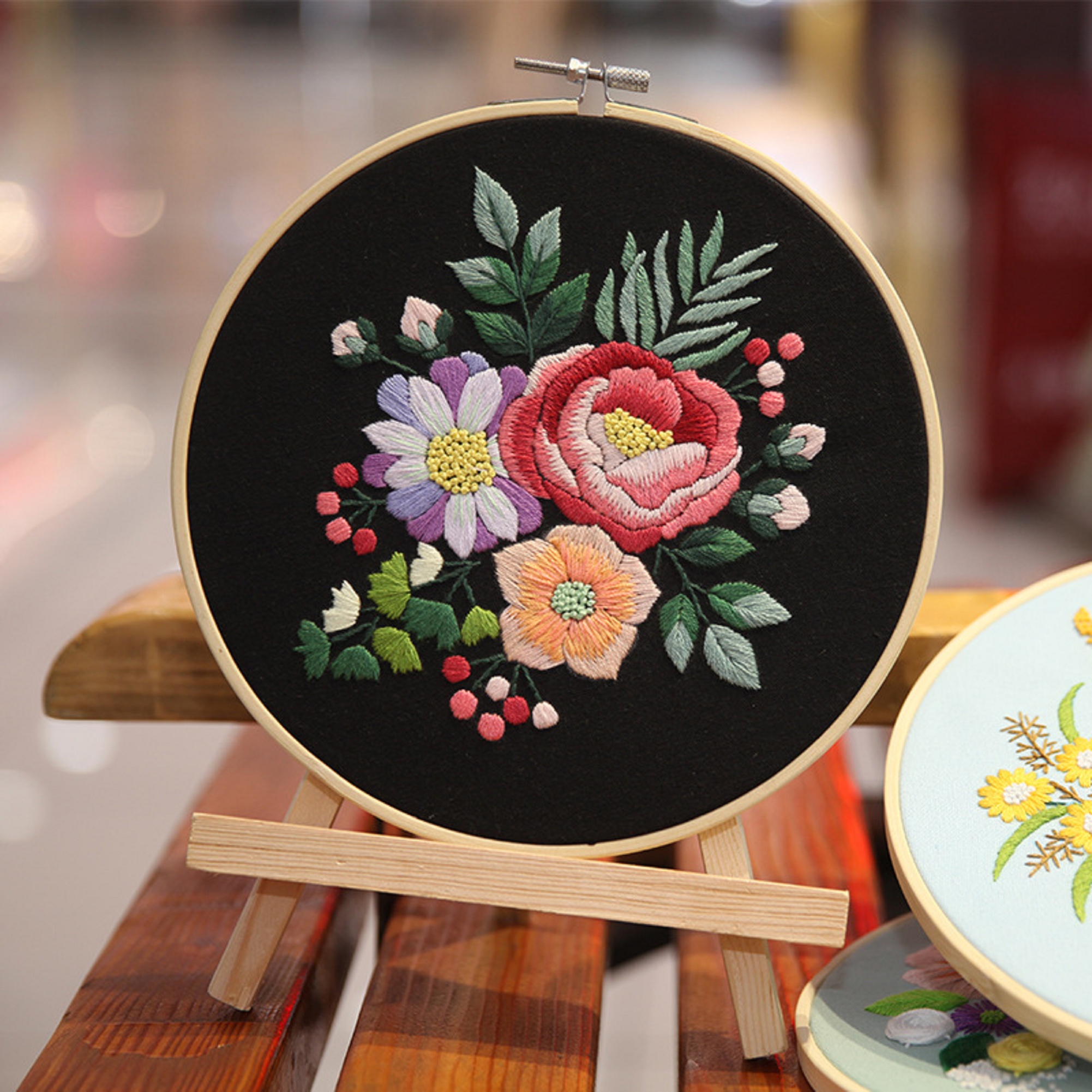 Flower Embroidery Kit for Adults with Hoop, Thread, Needles, DIY Craft for Beginner