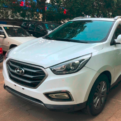 Подержанные автомобили hyundai ix35 в 2012 году, 2,0 л, автотрансмиссия по очень низкой цене