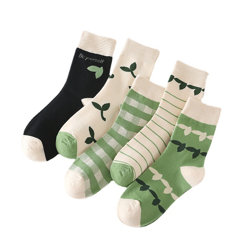 Wholesale New Fashion Trend Leaves Grid Pattern Women Socks Breathable Cotton Fancy Green Color Women Socks