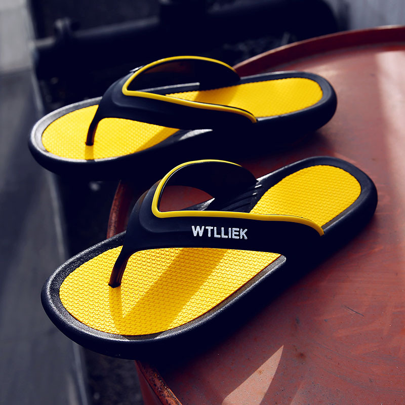 Wholesale Fashion Casual Comfortable Summer New Fashions Men's Beach Sandals Outdoor Flip Flops